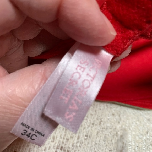 Victoria Secret Women’s Striped Red and Green Bra Size 34 C - Picture 8 of 9